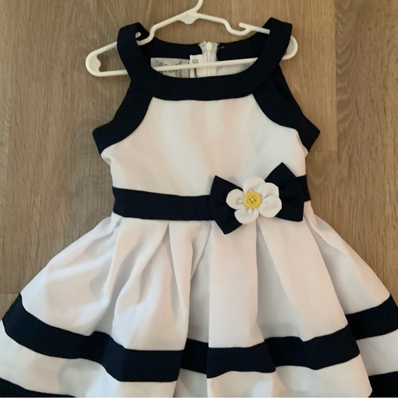 Bonnie Jean GirlSize 8 Navy  & White Pleated Sleeveless Special Occasion Dress - Picture 4 of 10